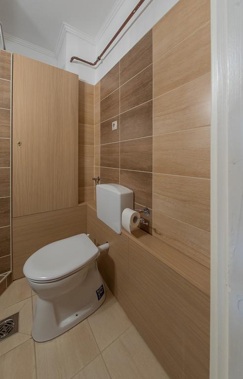 Aqua Apartman Gyula Exterior photo